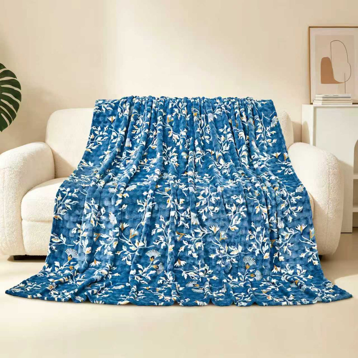 Sara Oversize Queen Throw