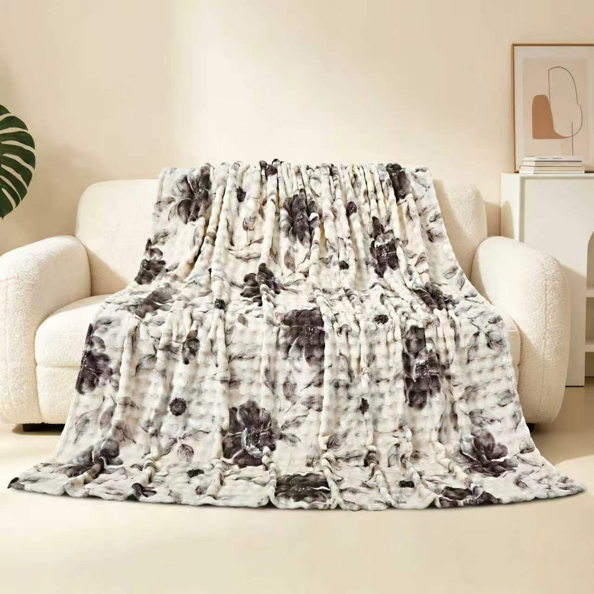 Sara Oversize Queen Throw