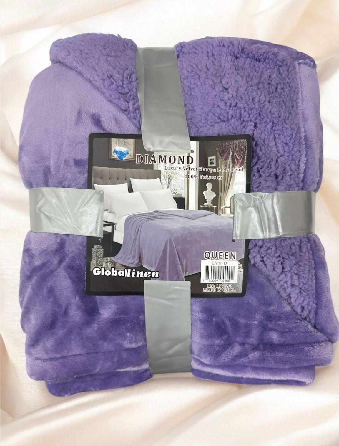 Queen Borrego and Velvet Blanket