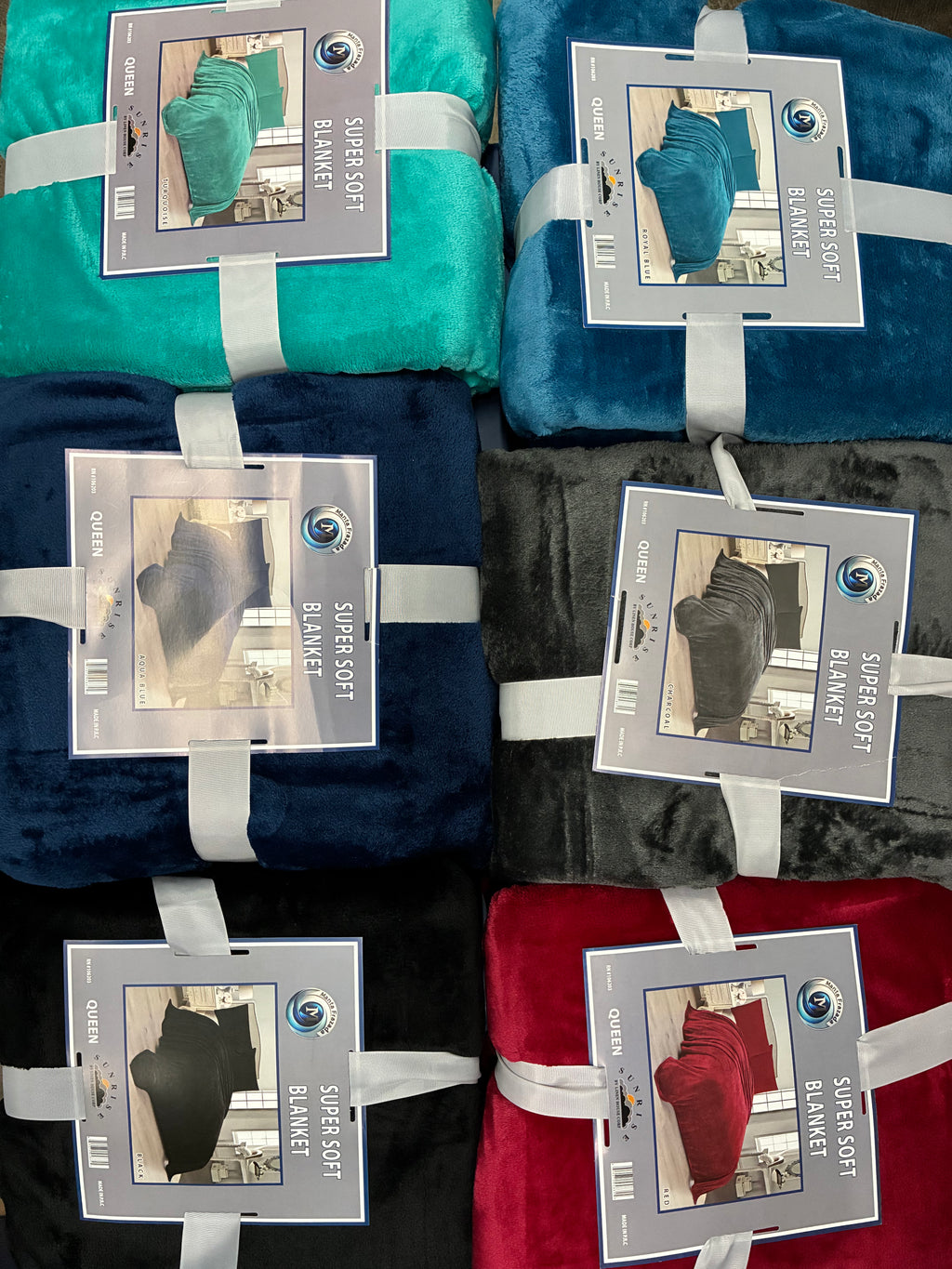 Micro Super Soft Queen Blanket Solid