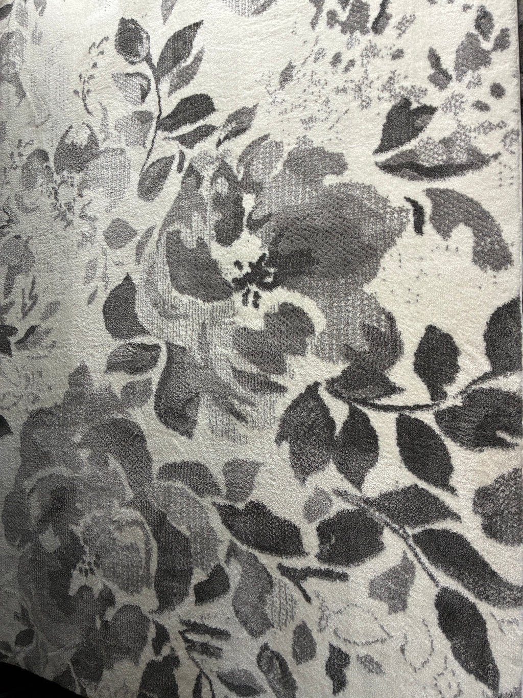 Shaggy Suave Carpet 5'x8'