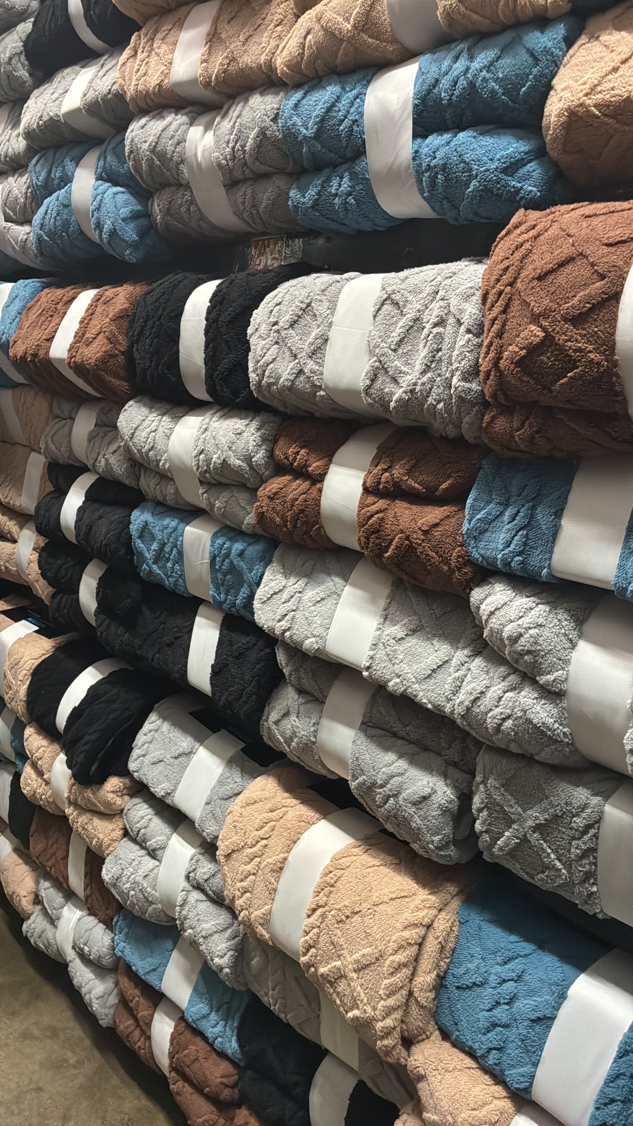 Madison Oversized King Blanket