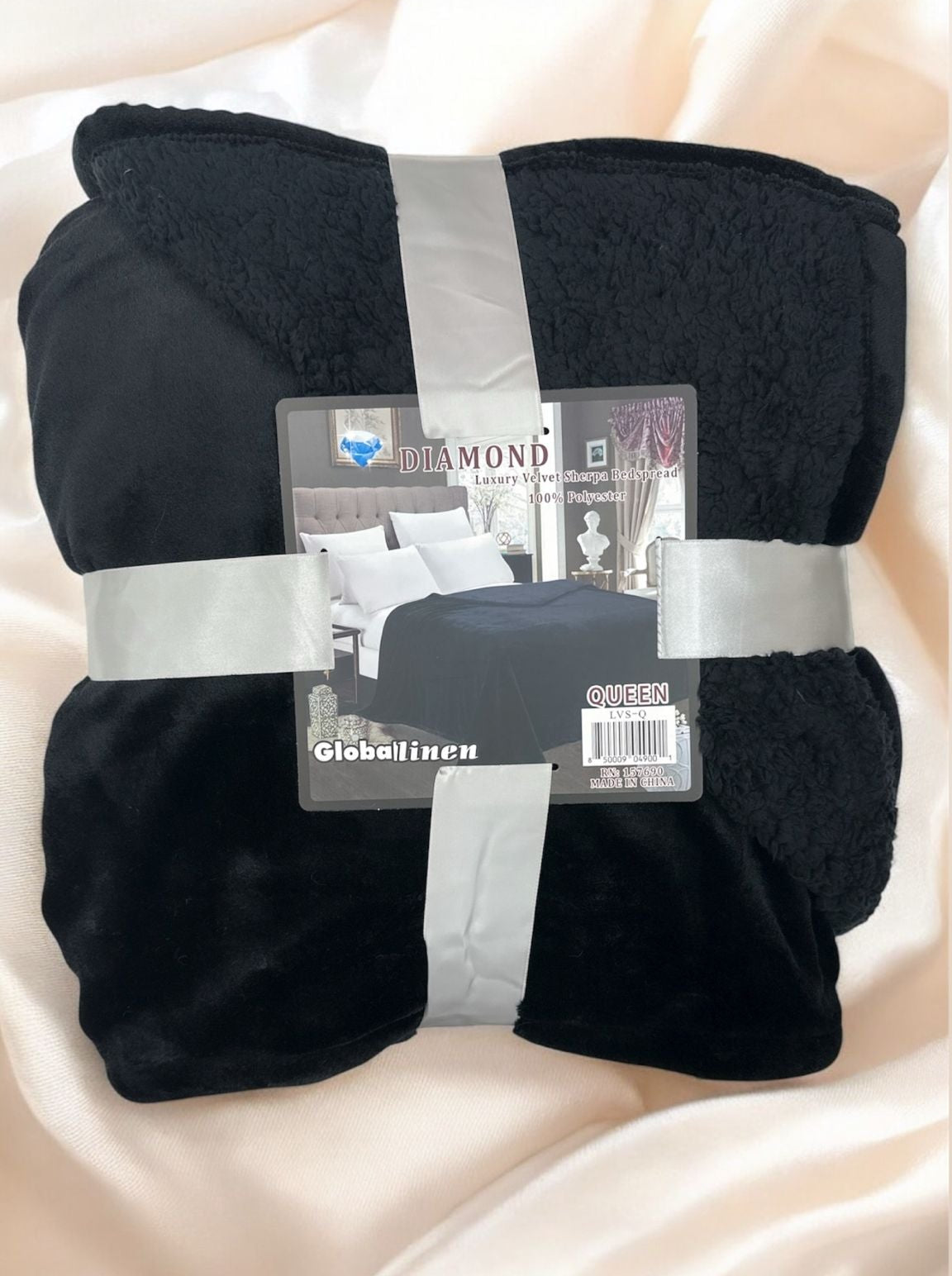 Queen Borrego and Velvet Blanket